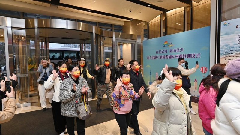 溯溪装备买不对，山谷避暑变遭罪